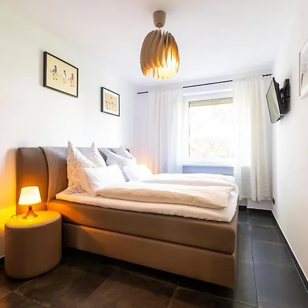 Ech Koenigsberger Apartment