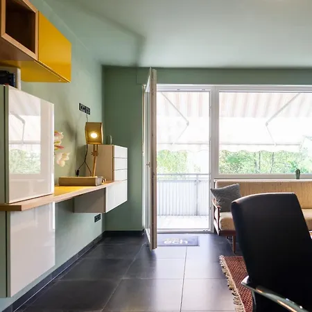 Ech Koenigsberger Apartment